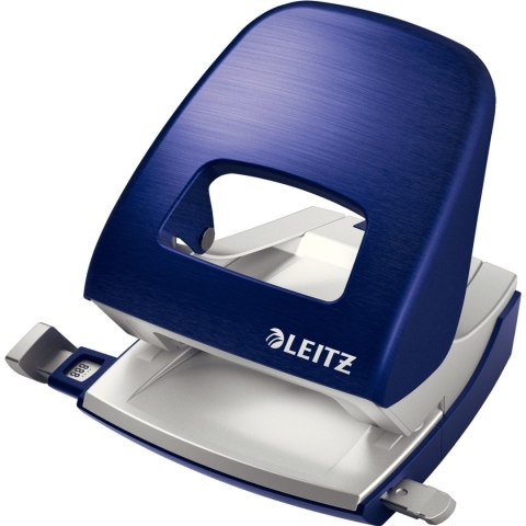 Dziurkacz LEITZ STYLE 50060069 niebieski 30 kartek Dziurkacz LEITZ STYLE 50060069 niebieski 30 kartek
