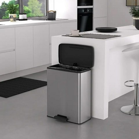 Kosz na śmieci CURVER DECO BIN z pedałem 65L srebrny metalizowany 01128-C70-00 251001 Kosz na śmieci CURVER DECO BIN z pedałem 65L srebrny metalizowany 01128-C70-00 251001
