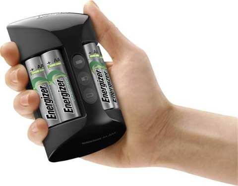 Ładowarka do akumulatorków Ni-MH ENERGIZER PRO + 4xAA/HR6 2000mAh Ładowarka do akumulatorków Ni-MH ENERGIZER PRO + 4xAA/HR6 2000mAh