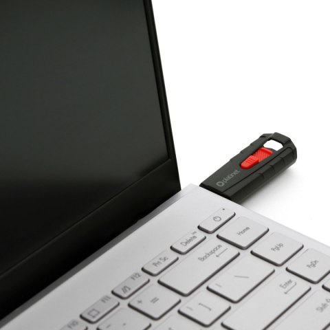 Dysk SSD zewnętrzny 500GB PLATINET USB 3.2 1053/890MB/s czarny (45869) Dysk SSD zewnętrzny 500GB PLATINET USB 3.2 1053/890MB/s czarny (45869)