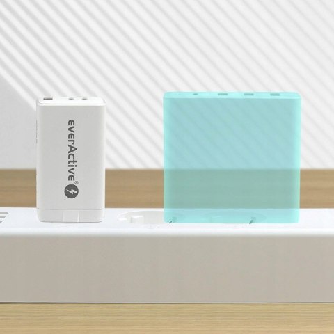 Ładowarka sieciowa 230V EVERACTIVE SC-650Q 1xUSB 3A + 2xUSB-C 3,25A 65W biała Ładowarka sieciowa 230V EVERACTIVE SC-650Q 1xUSB 3A + 2xUSB-C 3,25A 65W biała