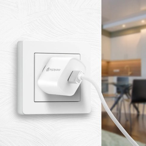 Ładowarka sieciowa 230V EVERACTIVE SC-250Q 1xUSB-A 18W biała Ładowarka sieciowa 230V EVERACTIVE SC-250Q 1xUSB-A 18W biała