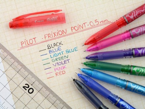 Pióro kulkowe FRIXION POINT 0,5 lazurowe BL-FRP5-LB PILOT Pióro kulkowe FRIXION POINT 0,5 lazurowe BL-FRP5-LB PILOT